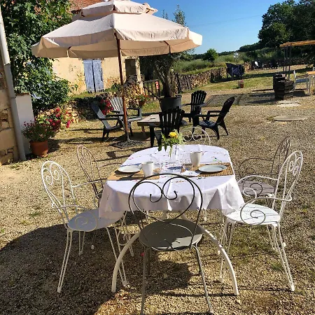 La Ferme De Molante Bed & Breakfast *